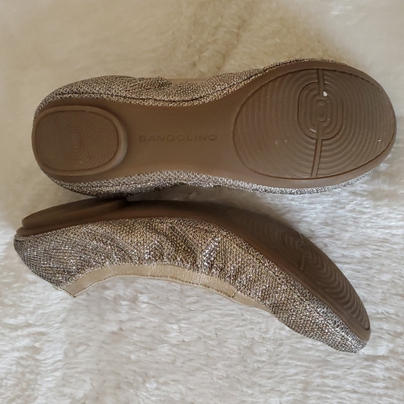 Bandolino gold slip ons - Picture 2 of 3